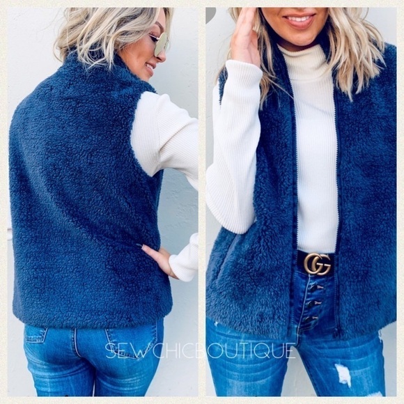 Sherpa Zip Up Fleece Vest with Pocket - Picture 1 of 5